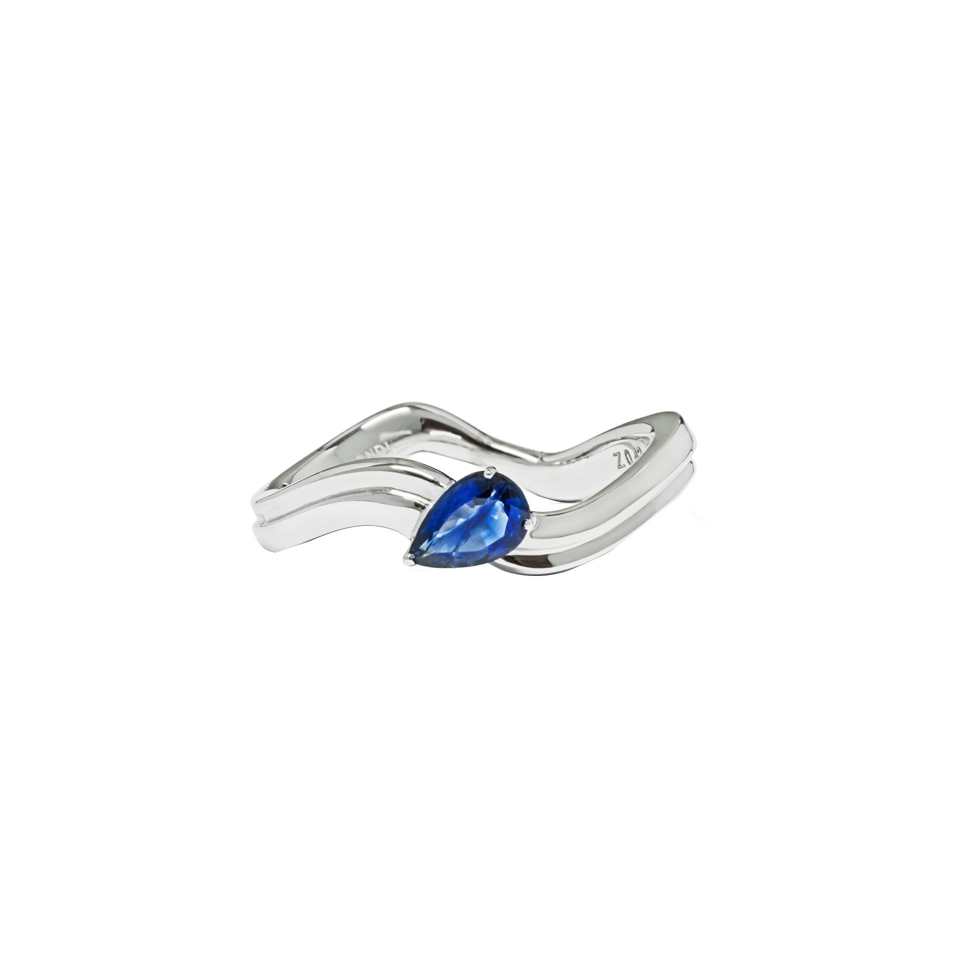 Clip Sintesi White Gold Ring With Sapphire