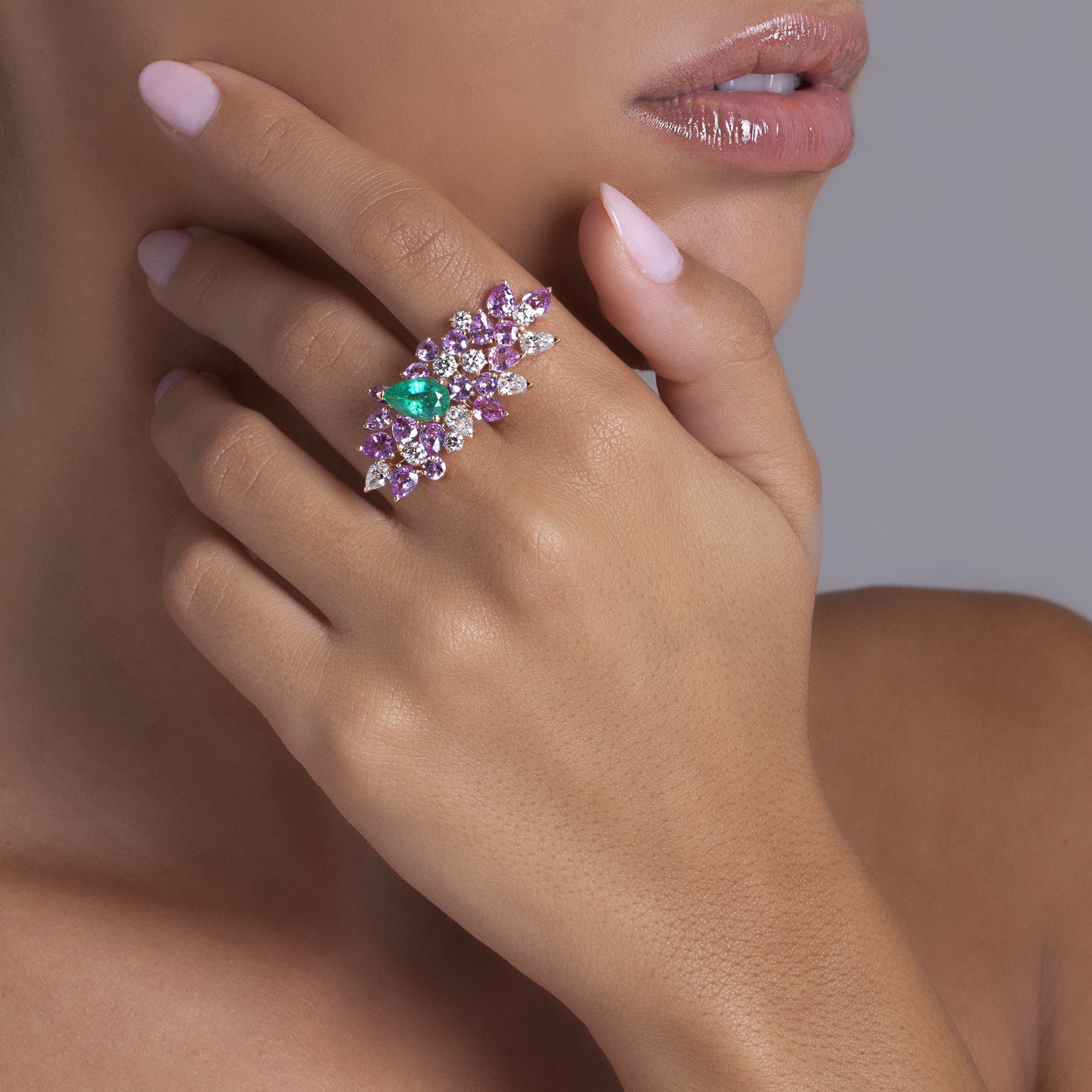Essenza Rose Gold Double Ring With Emerald Pink Sapphires Diamonds